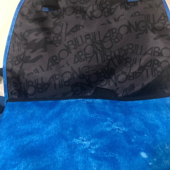 BILLABONG MESSENGER BAG - Picture 4 of 9